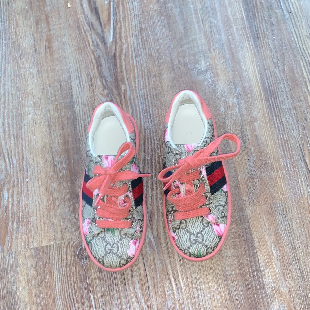 Gucci flower sneakers